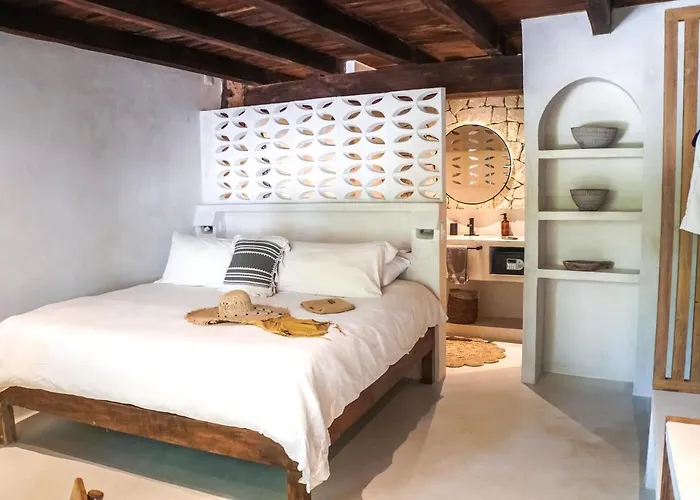 Hotel Amansala 4*
