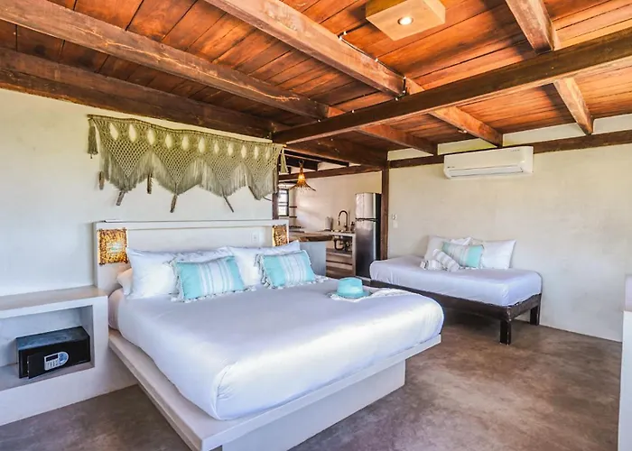 Hotel Amansala 4*