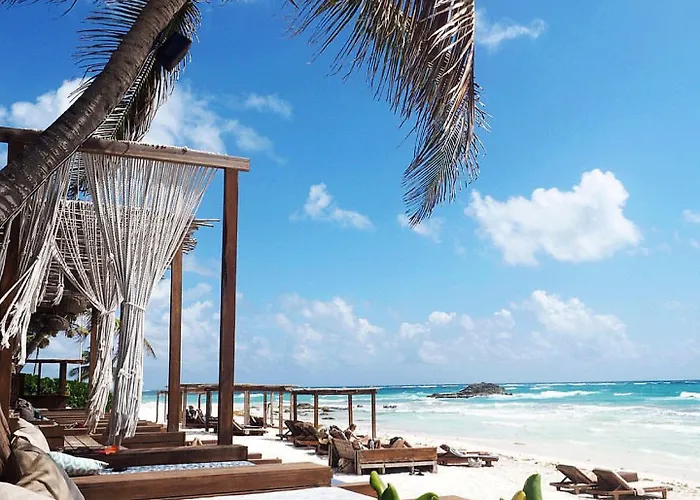Hotel Amansala 4*