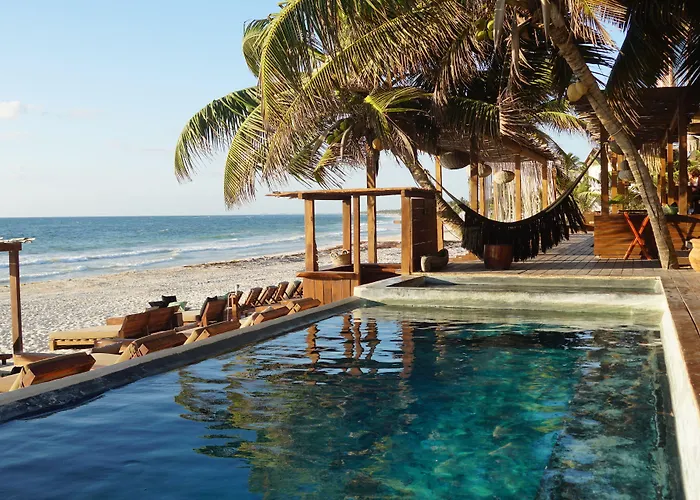 Hotel Amansala 4*